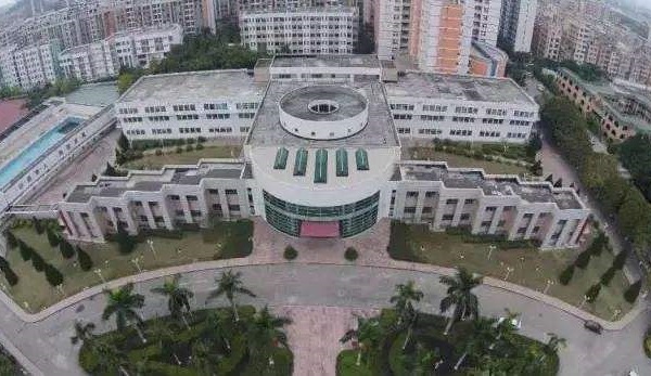 鄺維煜紀念中學智慧食堂項目 鄺維煜紀念中學智慧食堂項目